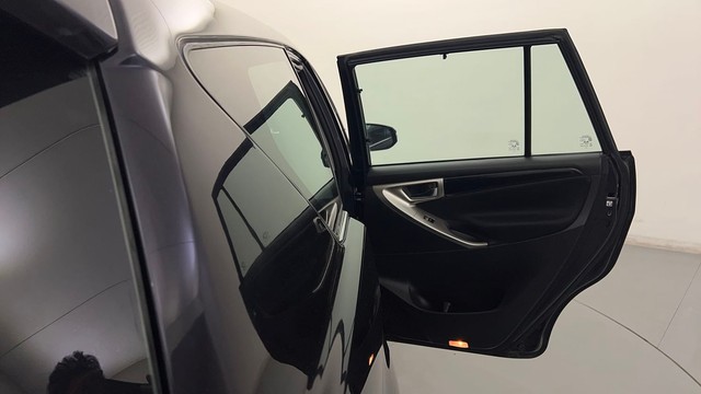 Second-hand 2022 Toyota Innova Crysta 2.4 VX MT 8 STR for sale in Gurgaon-24