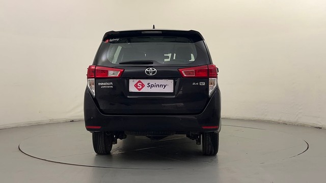 Second-hand 2022 Toyota Innova Crysta 2.4 VX MT 8 STR for sale in Gurgaon-4