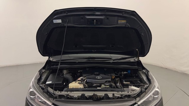 Second-hand 2022 Toyota Innova Crysta 2.4 VX MT 8 STR for sale in Gurgaon-8