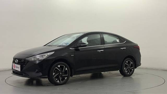 https://images10.gaadi.com/usedcar_image/4609060/original/b406883608626f0b6307d749a418bb63.JPG?imwidth=6400