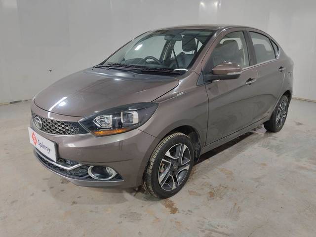 https://images10.gaadi.com/usedcar_image/4609076/original/7eecd1367965bc2ef954331c27fe5d7e.jpg?imwidth=6400
