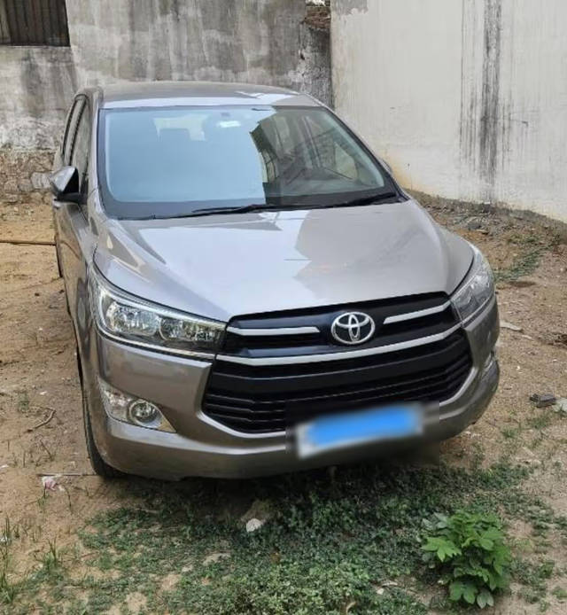 https://images10.gaadi.com/usedcar_image/4609094/original/b535997e-9c17-433d-962d-2b634ac59320.png?imwidth=6400