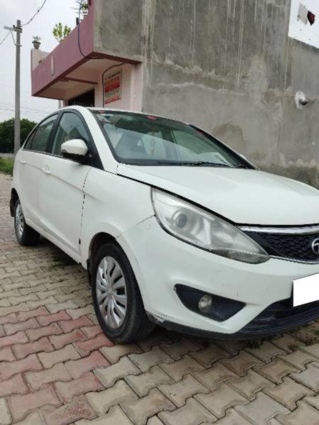 https://images10.gaadi.com/usedcar_image/4609198/original/processed_1dd2041e-4b73-4d2f-a4b0-ca3894290c3b.jpg?imwidth=6400