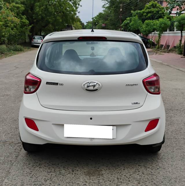 https://images10.gaadi.com/usedcar_image/4609253/original/processed_63c8db5926f4b6cb4c5a24b2dba1acef.jpg?imwidth=6402