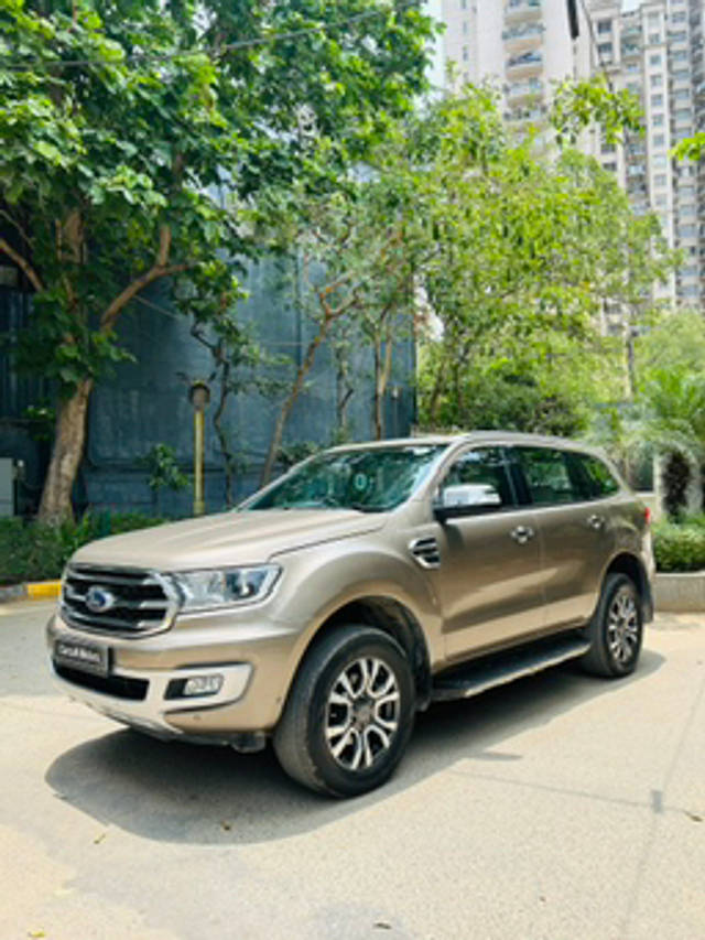 https://images10.gaadi.com/usedcar_image/4609259/original/67b23882b885c6af3ba93cdfac1af04d.jpg?imwidth=6400
