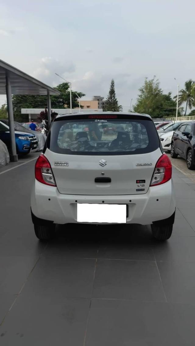 https://images10.gaadi.com/usedcar_image/4609268/original/processed_17324362dc3ed043a36358d93ea36f21.jpg?imwidth=6401