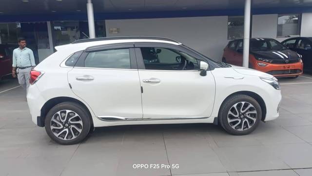 https://images10.gaadi.com/usedcar_image/4609287/original/processed_7c47ae68eff17a2c926faa9b23036988.jpg?imwidth=6401