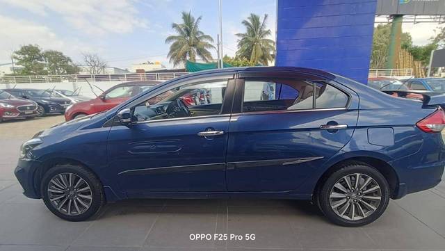 https://images10.gaadi.com/usedcar_image/4609296/original/processed_209953f0fe94bb004f600d74188a89b1.jpg?imwidth=6402