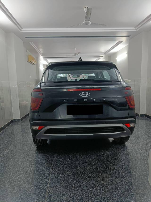 https://images10.gaadi.com/usedcar_image/4609311/original/processed_432dc01738cb24d3ffdaf24c53e7f4e5.jpg?imwidth=6402