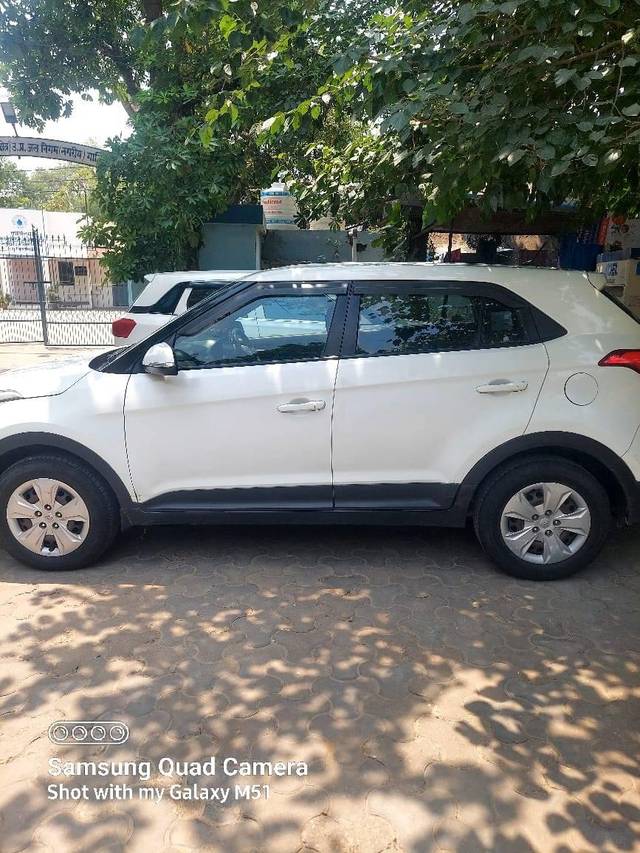 https://images10.gaadi.com/usedcar_image/4609368/original/processed_cbb42201-b375-4cbd-a850-2ece79fc2ab7.jpg?imwidth=6401