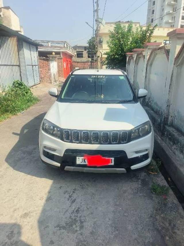 https://images10.gaadi.com/usedcar_image/4609373/original/processed_c5af3522-8085-460d-b7a5-bf5c42a656fa.jpg?imwidth=6400