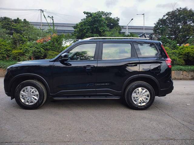 https://images10.gaadi.com/usedcar_image/4609395/original/processed_1add374d7c1f3966cd95763ebc30e52f.jpg?imwidth=6402