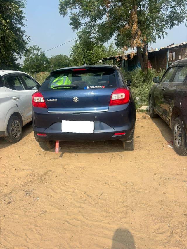 https://images10.gaadi.com/usedcar_image/4609487/original/processed_a2b81e5d-2a5c-4ee8-9c95-a70e113bff19.jpg?imwidth=6400