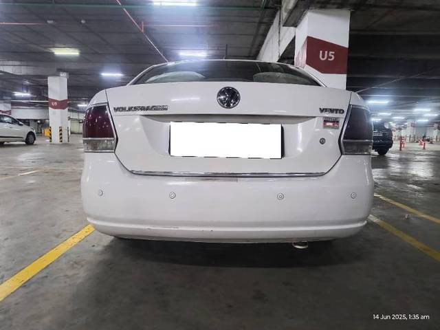 https://images10.gaadi.com/usedcar_image/4609508/original/processed_61598a3d-b128-453a-b41c-bdeb9abe5f75.jpg?imwidth=6401