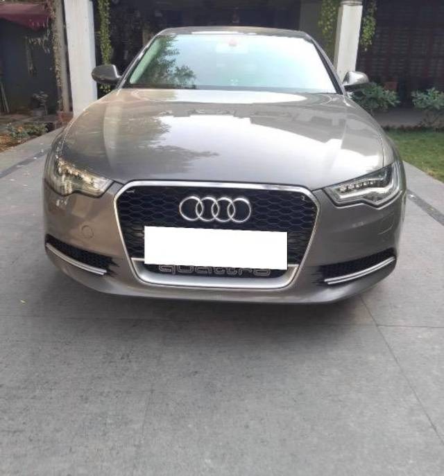 https://images10.gaadi.com/usedcar_image/4609511/original/processed_ae741d75-e36d-45b4-8a32-e860a50f7786.jpeg?imwidth=6400