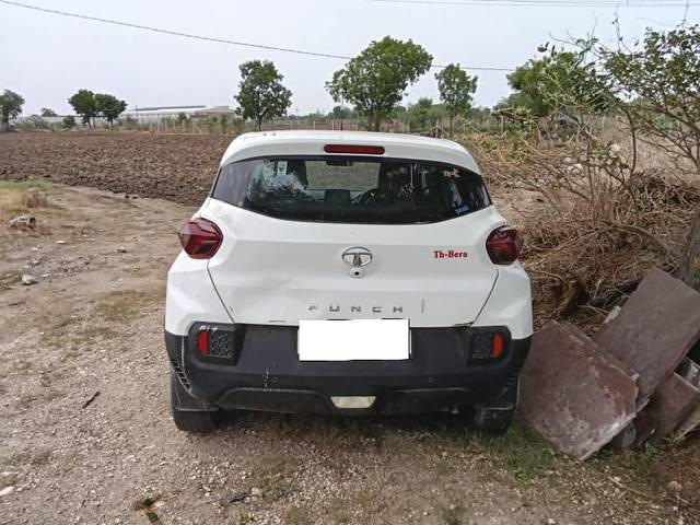 https://images10.gaadi.com/usedcar_image/4609512/original/processed_6deb6796-b9ae-4b2e-9732-ac19ef03d610.jpg?imwidth=6402