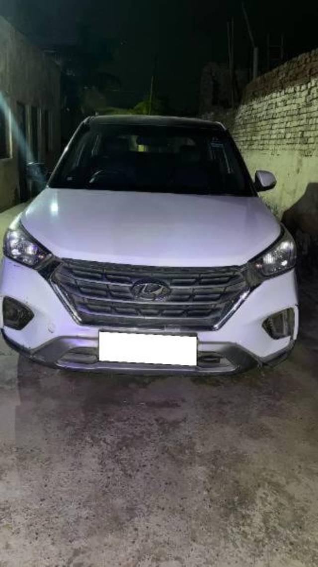 https://images10.gaadi.com/usedcar_image/4609549/original/processed_6d5fecab-7de0-4566-b3ad-25147a4a8990.jpg?imwidth=6400