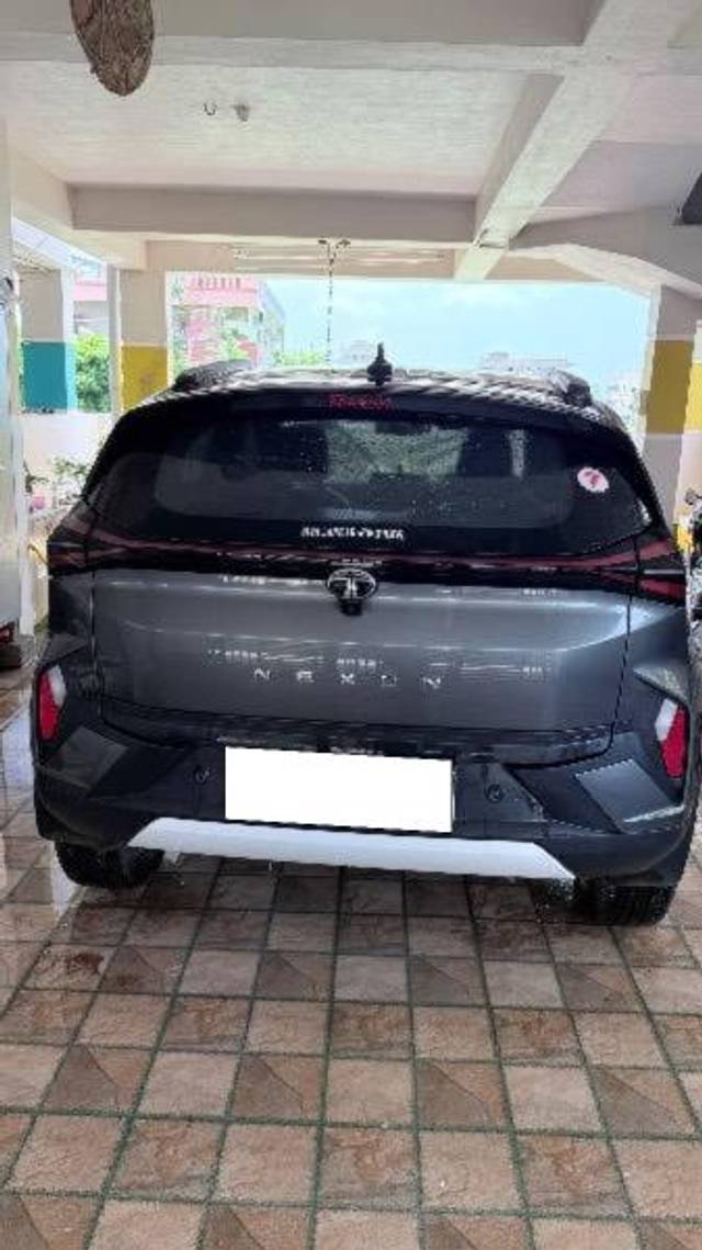 https://images10.gaadi.com/usedcar_image/4609550/original/processed_fc518b30-ddaa-4928-910c-970c49d9bd9a.jpeg?imwidth=6402