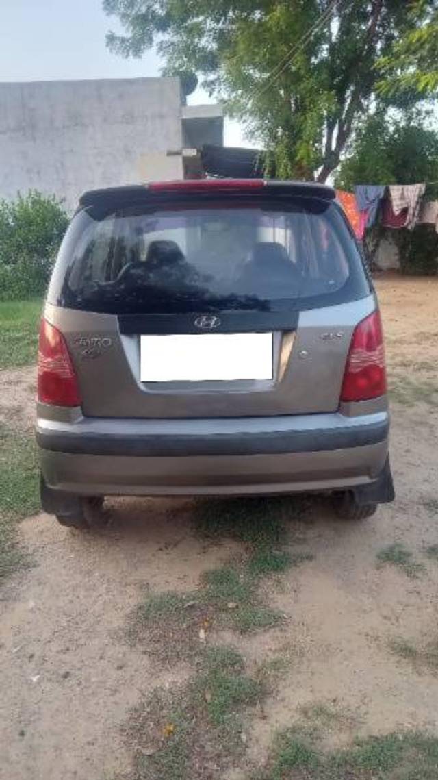 https://images10.gaadi.com/usedcar_image/4609554/original/processed_6df92ae4-9b30-45cd-a9c1-c43b50bf1b2e.jpg?imwidth=6400