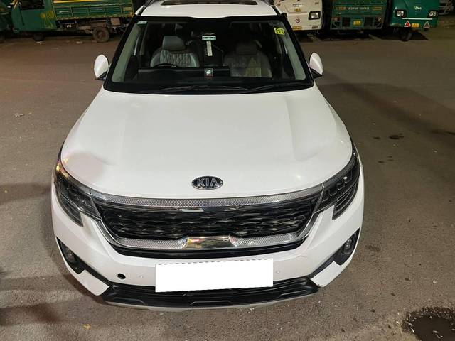https://images10.gaadi.com/usedcar_image/4609577/original/processed_8be56ee379ae5f5b34af11c56484497a.jpg?imwidth=6401