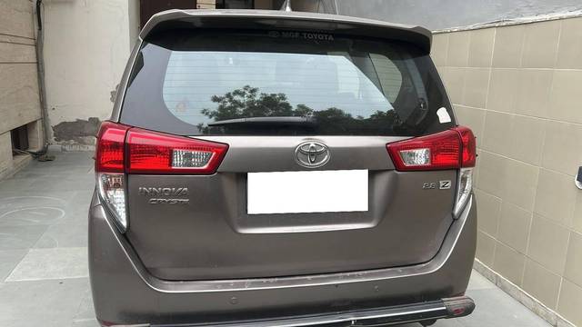 https://images10.gaadi.com/usedcar_image/4609586/original/processed_3ec8bc42-9da0-47e2-b179-171ce376d819.jpg?imwidth=6400