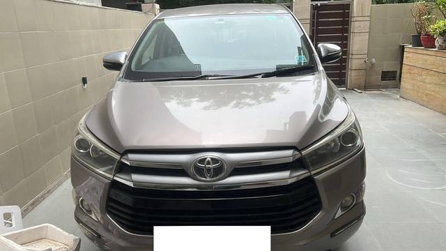 https://images10.gaadi.com/usedcar_image/4609586/original/processed_b49722c7-20ec-4246-95d1-ee2e158fb68d.jpg?imwidth=6402