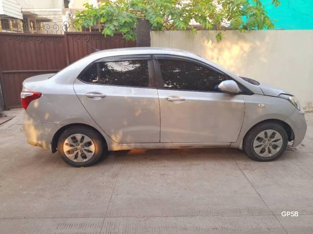 https://images10.gaadi.com/usedcar_image/4609634/original/processed_3c0f6c42-a899-4d15-bfc3-1c7f71df7fb0.jpg?imwidth=6401