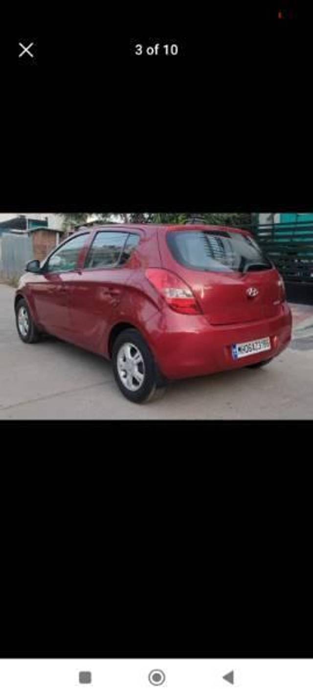 https://images10.gaadi.com/usedcar_image/4609650/original/processed_d7f2e1b4-3cd4-4ba2-b203-457a364d8aae.jpg?imwidth=6401