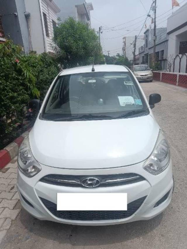 https://images10.gaadi.com/usedcar_image/4609657/original/processed_434c3bee-8da3-486b-9662-ac80802a01dd.jpg?imwidth=6400