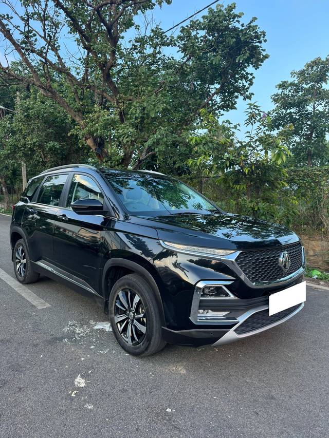 https://images10.gaadi.com/usedcar_image/4609675/original/processed_6b257b80209651432c808223d51a713f.jpg?imwidth=6400