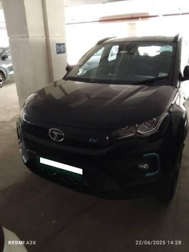 https://images10.gaadi.com/usedcar_image/4609677/original/processed_dde9c6a7-6237-48cf-be76-c6570da9dcae.jpeg?imwidth=6400