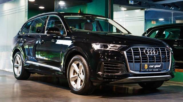 https://images10.gaadi.com/usedcar_image/4609689/original/processed_d237846ea67fde3d5f62ea5f2b72d8b0.jpeg?imwidth=6400