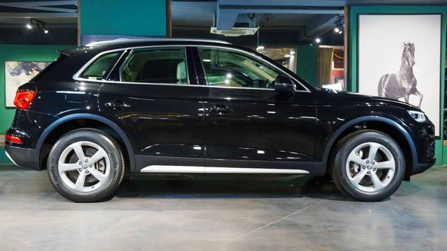 https://images10.gaadi.com/usedcar_image/4609692/original/processed_4693b75409871212f4b93ab277bb6875.jpeg?imwidth=6401