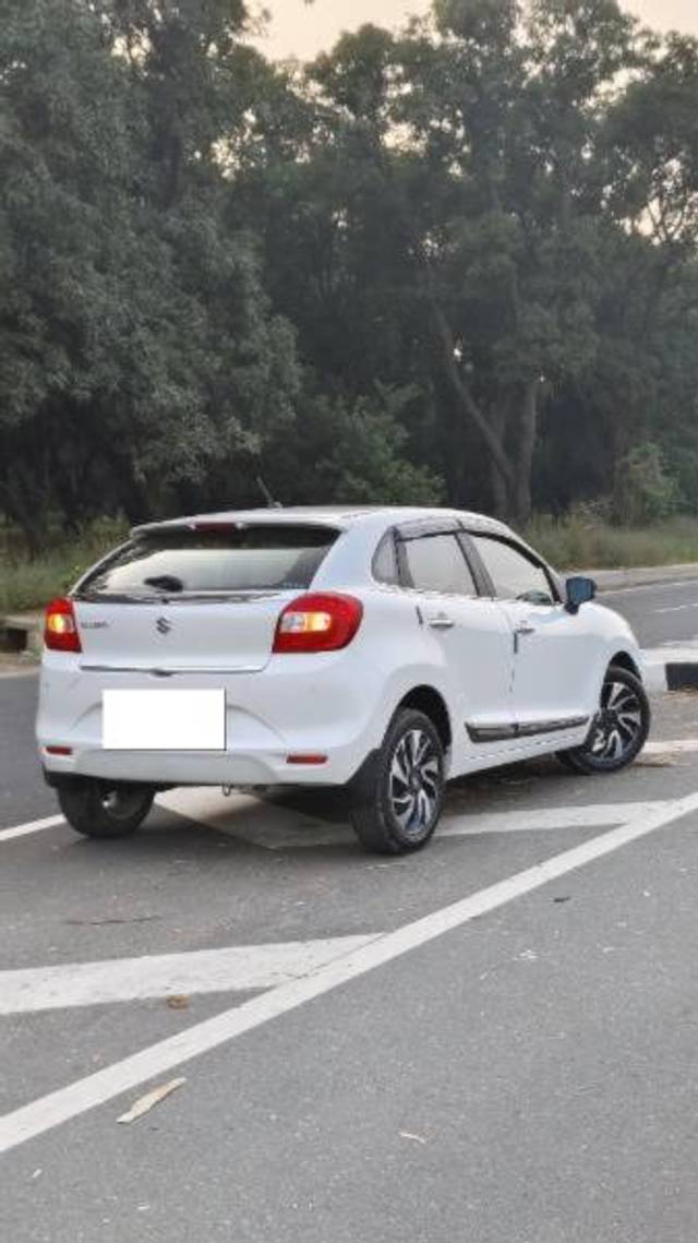 https://images10.gaadi.com/usedcar_image/4609697/original/processed_50a49648-0f46-43f4-b419-622170d6dc92.jpg?imwidth=6402