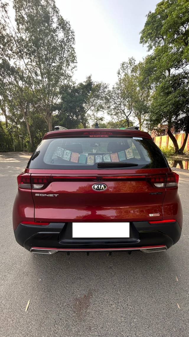 https://images10.gaadi.com/usedcar_image/4609700/original/processed_614c3d7e047f84c41d618db15856ef1e.jpg?imwidth=6401