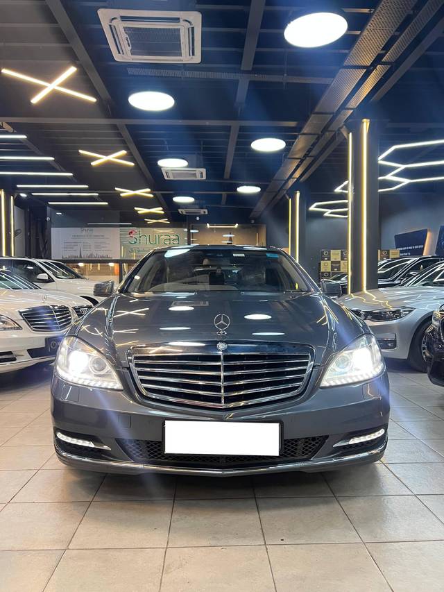https://images10.gaadi.com/usedcar_image/4609774/original/processed_924da51151b9210d893fa50f446bb827.jpg?imwidth=6400