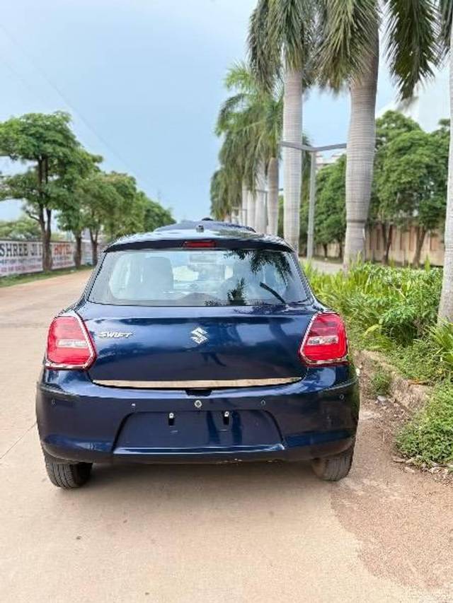 https://images10.gaadi.com/usedcar_image/4609776/original/processed_6269d64d-69e5-4364-84ef-4bd236e0d831.jpeg?imwidth=6401