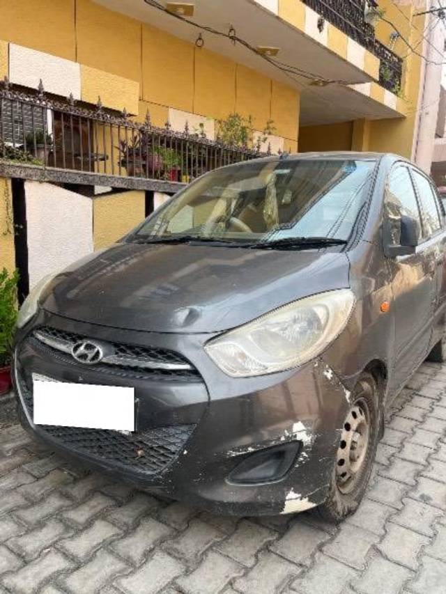 https://images10.gaadi.com/usedcar_image/4609781/original/processed_dd1db10d-3004-4b14-9aa8-e5f331bb1eb9.jpg?imwidth=6401