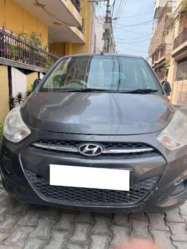 https://images10.gaadi.com/usedcar_image/4609781/original/processed_e65959e7-92f6-4e1b-b405-162df7780615.jpg?imwidth=6402