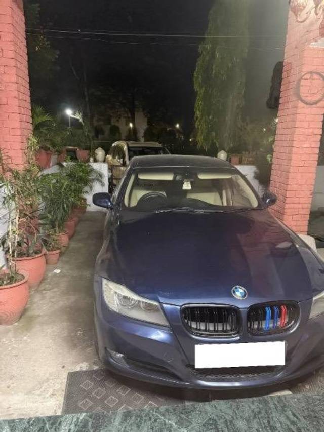 https://images10.gaadi.com/usedcar_image/4609784/original/processed_3ba2473a-1cc5-40d0-afc6-a33a046b80e6.jpeg?imwidth=6402