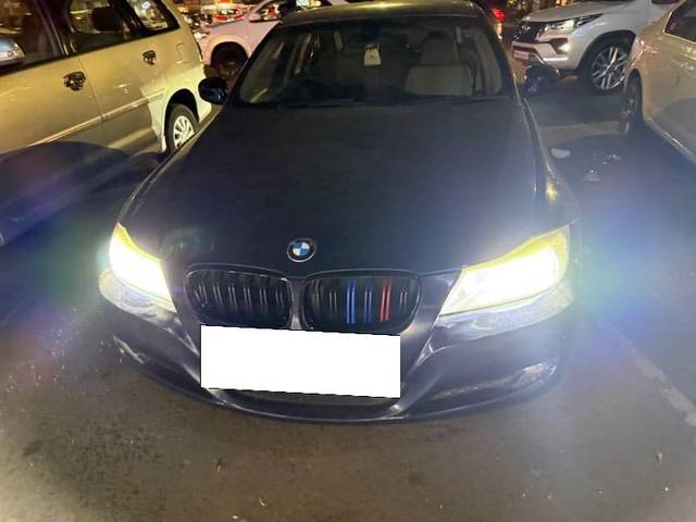 https://images10.gaadi.com/usedcar_image/4609784/original/processed_8a2f4a31-00fb-4ff1-b219-42e08a9d154c.jpeg?imwidth=6400
