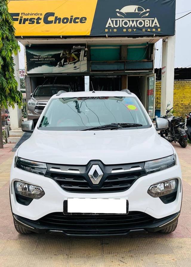 https://images10.gaadi.com/usedcar_image/4609787/original/processed_275e1fd8675ff6514d360712e91011ec.jpg?imwidth=6402