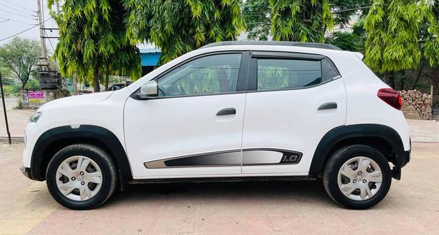 https://images10.gaadi.com/usedcar_image/4609787/original/processed_a187ce776bcce4841d1d10767d5ac622.jpg?imwidth=6401