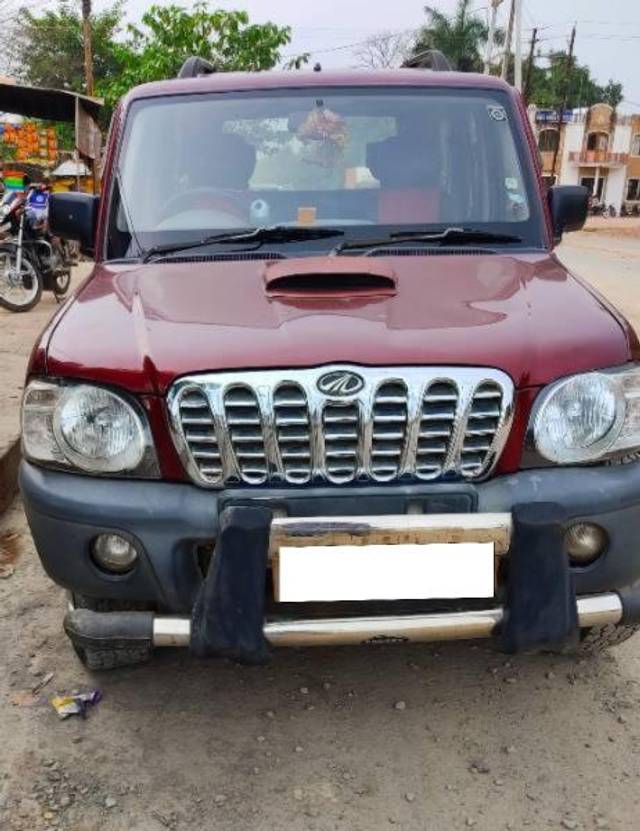 https://images10.gaadi.com/usedcar_image/4609793/original/processed_84447981-3150-4be0-bb3a-636b43f17de5.jpg?imwidth=6402