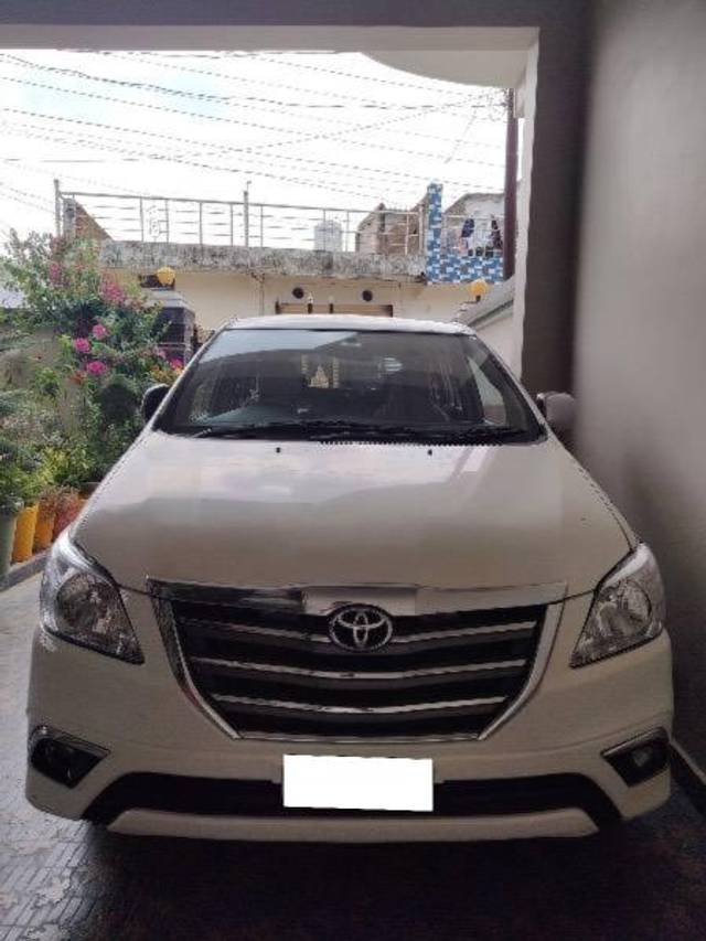 https://images10.gaadi.com/usedcar_image/4609809/original/processed_e7df6620-bc3f-4ea7-859b-5a4f06863d19.jpeg?imwidth=6402