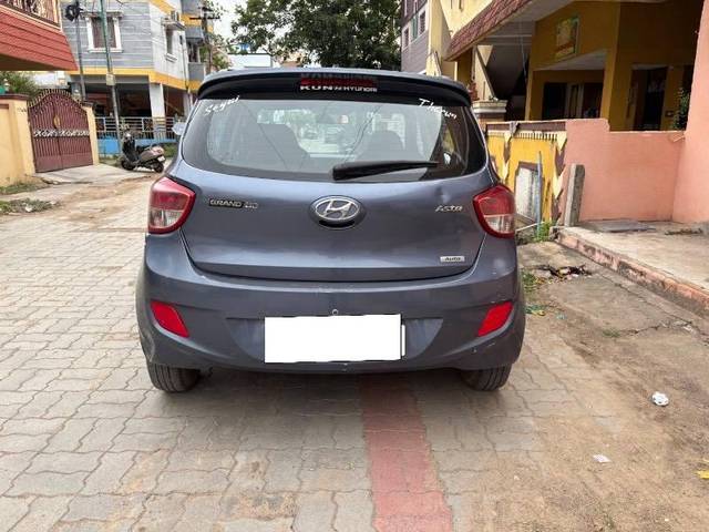 https://images10.gaadi.com/usedcar_image/4609839/original/processed_75ae6ef4-c216-4ae1-bb7a-1b214f63f24c.jpeg?imwidth=6402