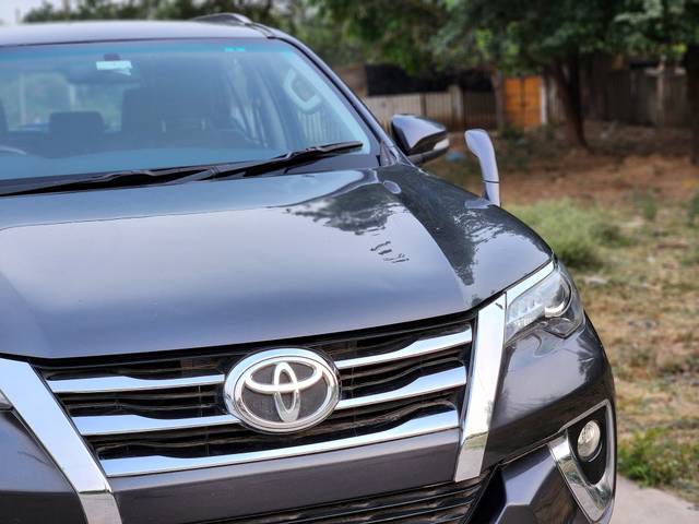 https://images10.gaadi.com/usedcar_image/4609872/original/d324a129db9058b8d1dce16912aec6d8.jpg?imwidth=6400