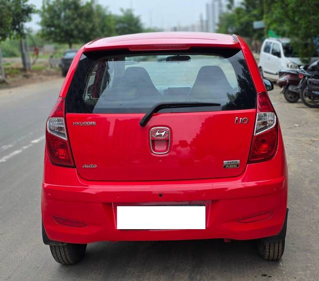 https://images10.gaadi.com/usedcar_image/4609890/original/processed_a273f8653135584cfd5aa5f0e3948573.jpg?imwidth=6401