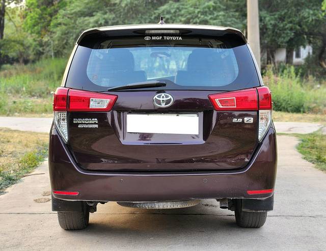 https://images10.gaadi.com/usedcar_image/4609894/original/processed_e225bedaaddc072d3bd252b21c2c0d85.jpg?imwidth=6402