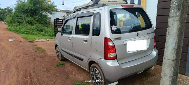 https://images10.gaadi.com/usedcar_image/4609902/original/processed_686a35a6-cfbe-42ae-873a-89167cf8d5ce.jpg?imwidth=6402